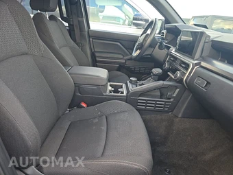 2025 Toyota 4Runner SR5 - miniatura 8