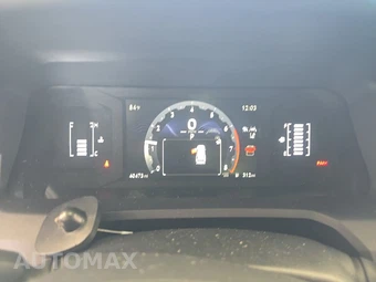 2025 Toyota 4Runner SR5 - miniatura 12