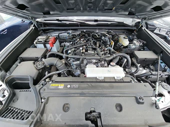 2025 Toyota 4Runner SR5 - miniatura 15