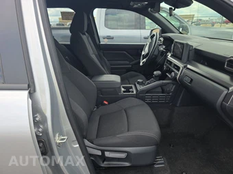2025 Toyota 4Runner SR5 - miniatura 8