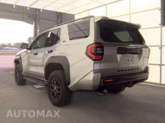 2025 Toyota 4Runner SR5 - miniatura 6