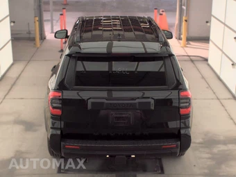 2025 Toyota 4Runner SR5 - miniatura 5
