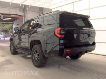 2025 Toyota 4Runner SR5 - miniatura 6