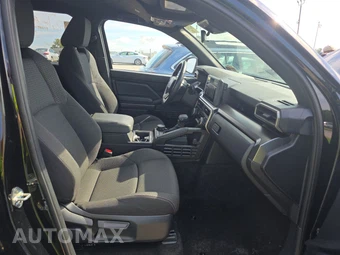 2025 Toyota 4Runner SR5 - miniatura 8