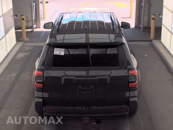 2025 Toyota 4Runner SR5 - miniatura 5
