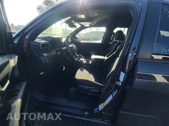 2025 Toyota 4Runner SR5 - miniatura 7