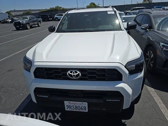 2025 Toyota 4Runner TRD Off-Road Premium - miniatura 2