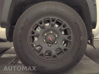 2025 Toyota 4Runner TRD Off-Road Premium - miniatura 10