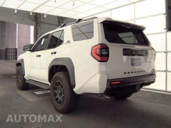 2025 Toyota 4Runner TRD Off-Road Premium - miniatura 8