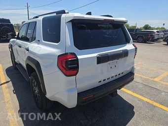 2025 Toyota 4Runner TRD Off-Road Premium - miniatura 6