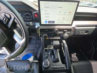 2025 Toyota 4Runner TRD Off-Road Premium - miniatura 7