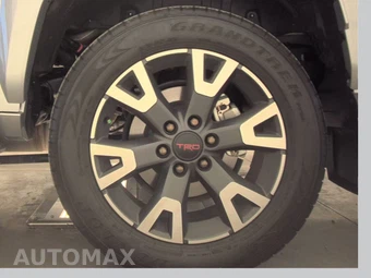 2025 Toyota 4Runner TRD Sport - miniatura 12