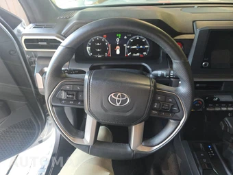 2025 Toyota 4Runner TRD Sport - miniatura 16