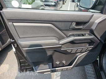 2025 Toyota 4Runner TRD Sport - miniatura 9