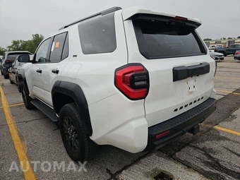 2025 Toyota 4Runner TRD Sport - miniatura 6