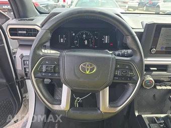 2025 Toyota 4Runner TRD Sport - miniatura 16