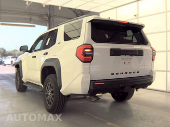 2025 Toyota 4Runner TRD Sport - miniatura 8