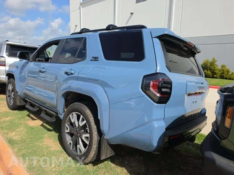 2025 Toyota 4Runner TRD Sport Premium - miniatura 2