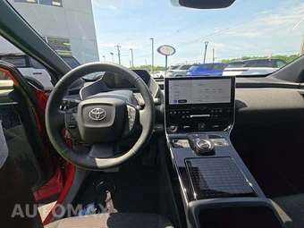 2025 Toyota bZ4X XLE - miniatura 7