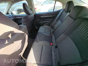 2025 Toyota Camry LE - miniatura 13