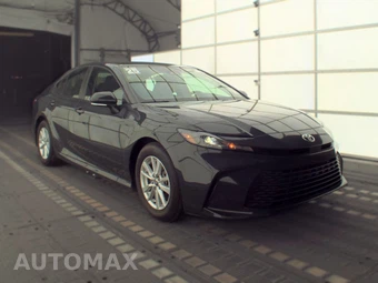 2025 Toyota Camry LE - miniatura 3