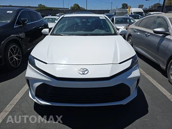 2025 Toyota Camry LE – miniatura 2