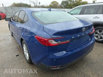 2025 Toyota Camry LE - miniatura 6