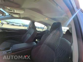 2025 Toyota Camry LE - miniatura 18