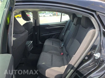 2025 Toyota Camry LE - miniatura 19