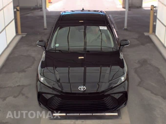 2025 Toyota Camry LE - miniatura 2