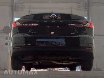 2025 Toyota Camry LE - miniatura 7
