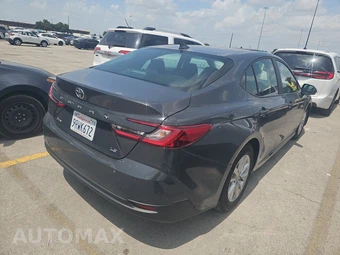 2025 Toyota Camry LE - miniatura 4