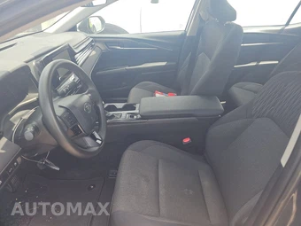 2025 Toyota Camry LE - miniatura 7