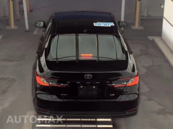 2025 Toyota Camry LE - miniatura 5