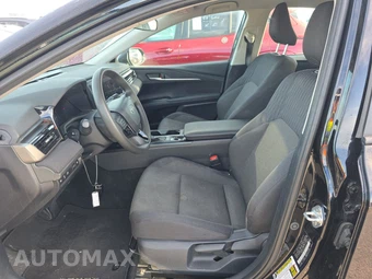 2025 Toyota Camry LE - miniatura 7