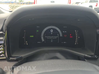 2025 Toyota Camry LE - miniatura 12