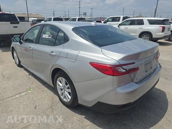 2025 Toyota Camry LE - miniatura 6