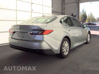 2025 Toyota Camry LE - miniatura 5