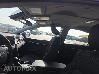 2025 Toyota Camry LE - miniatura 18