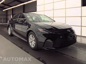 2025 Toyota Camry LE - miniatura 3