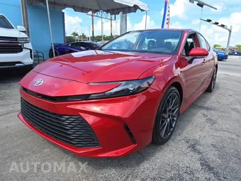 2025 Toyota Camry LE