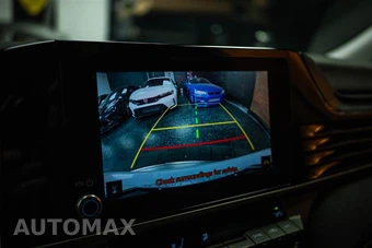 2025 Toyota Camry LE - miniatura 20