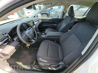 2025 Toyota Camry LE - miniatura 7