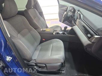 2025 Toyota Camry LE - miniatura 18