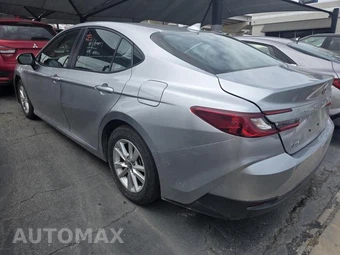 2025 Toyota Camry LE - miniatura 17