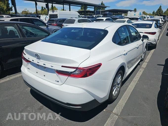 2025 Toyota Camry LE - miniatura 4