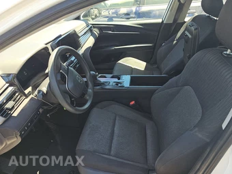 2025 Toyota Camry LE - miniatura 7