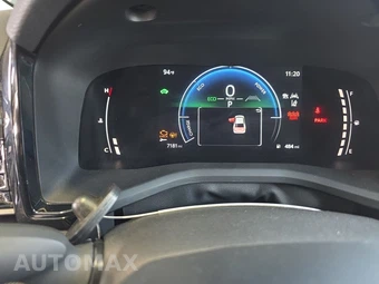 2025 Toyota Camry LE - miniatura 12