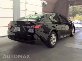 2025 Toyota Camry LE - miniatura 5