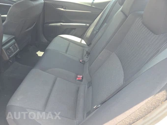 2025 Toyota Camry LE - miniatura 13